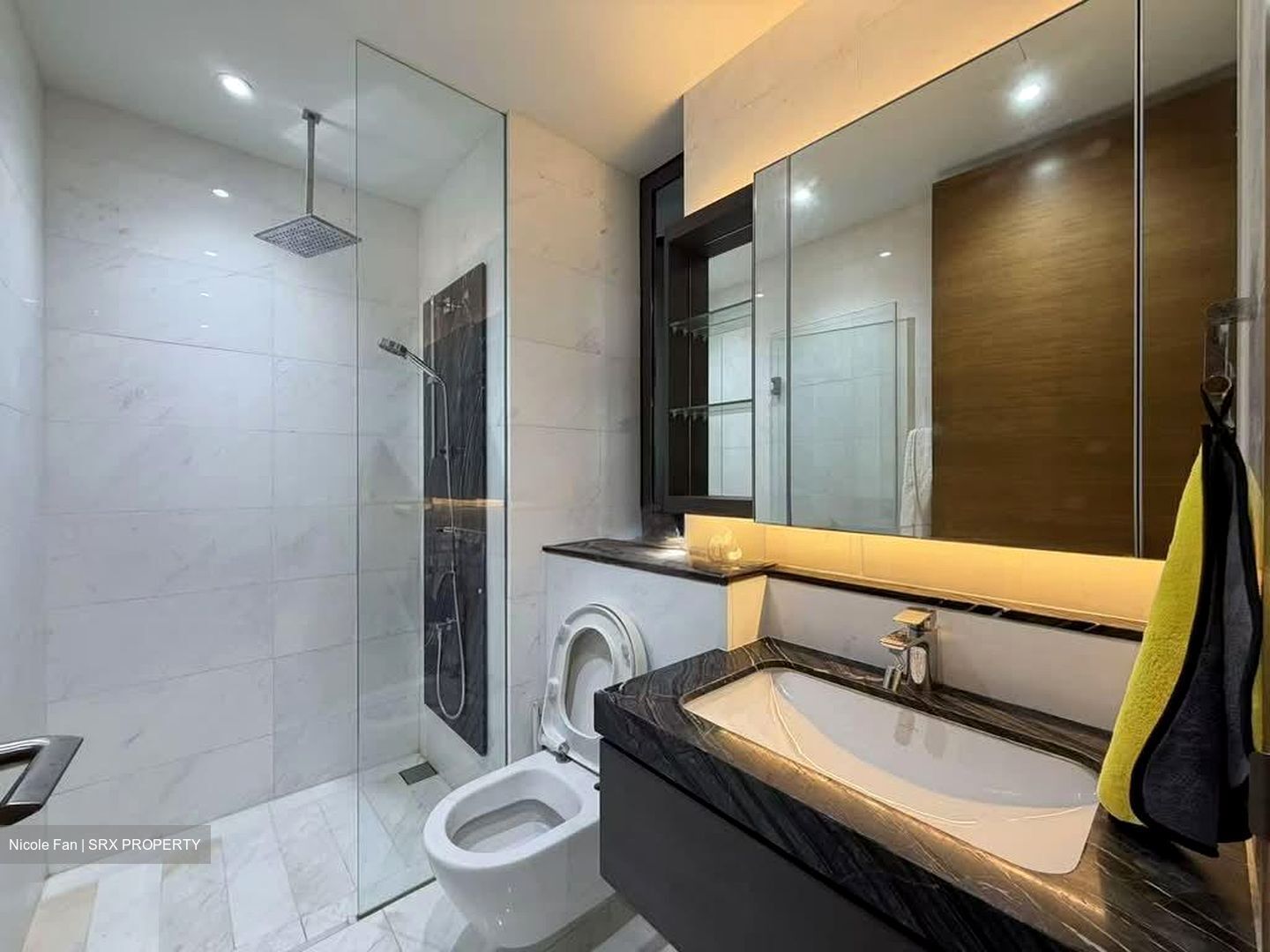 Marina One Residences (D1), Apartment #560986201